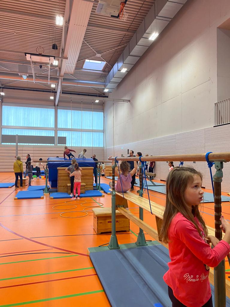 Sporttag für Kinder und Jugendliche am 17. November in der Sporthalle Weil